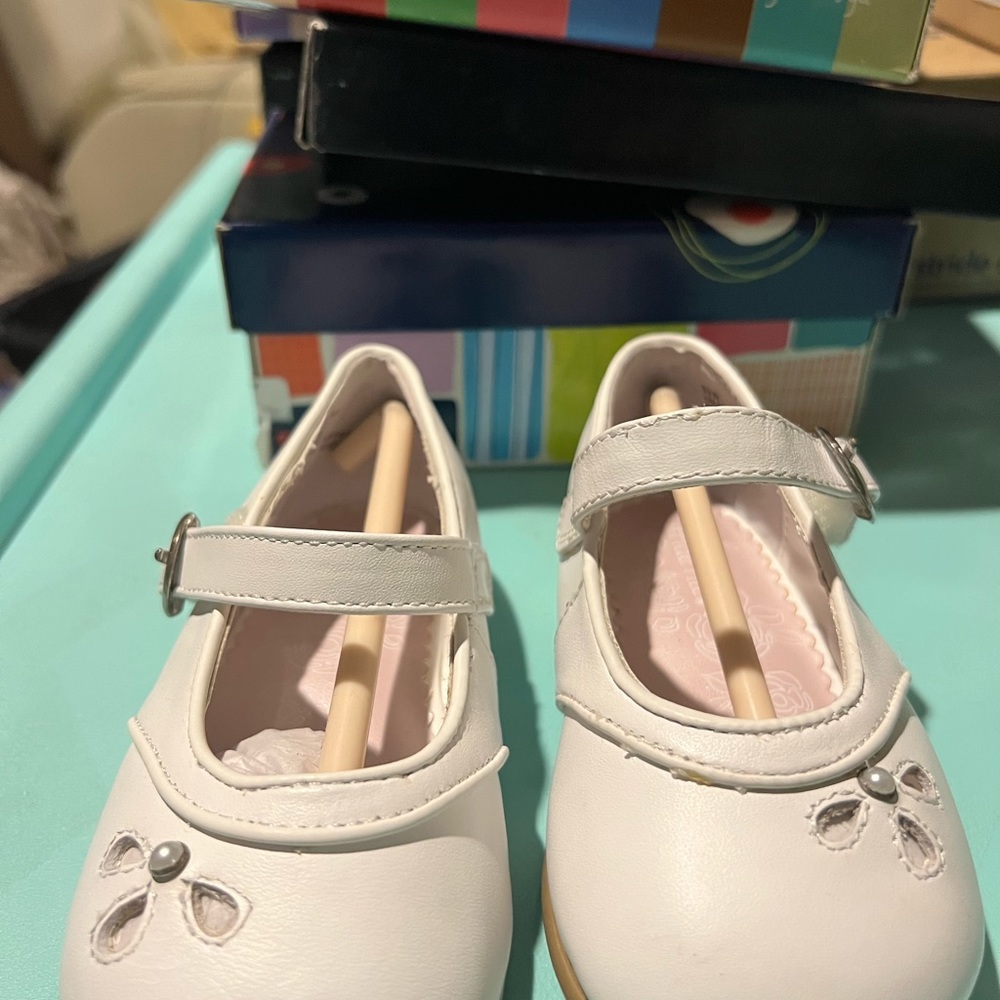 Stride Rite Valerie White Mary Janes
